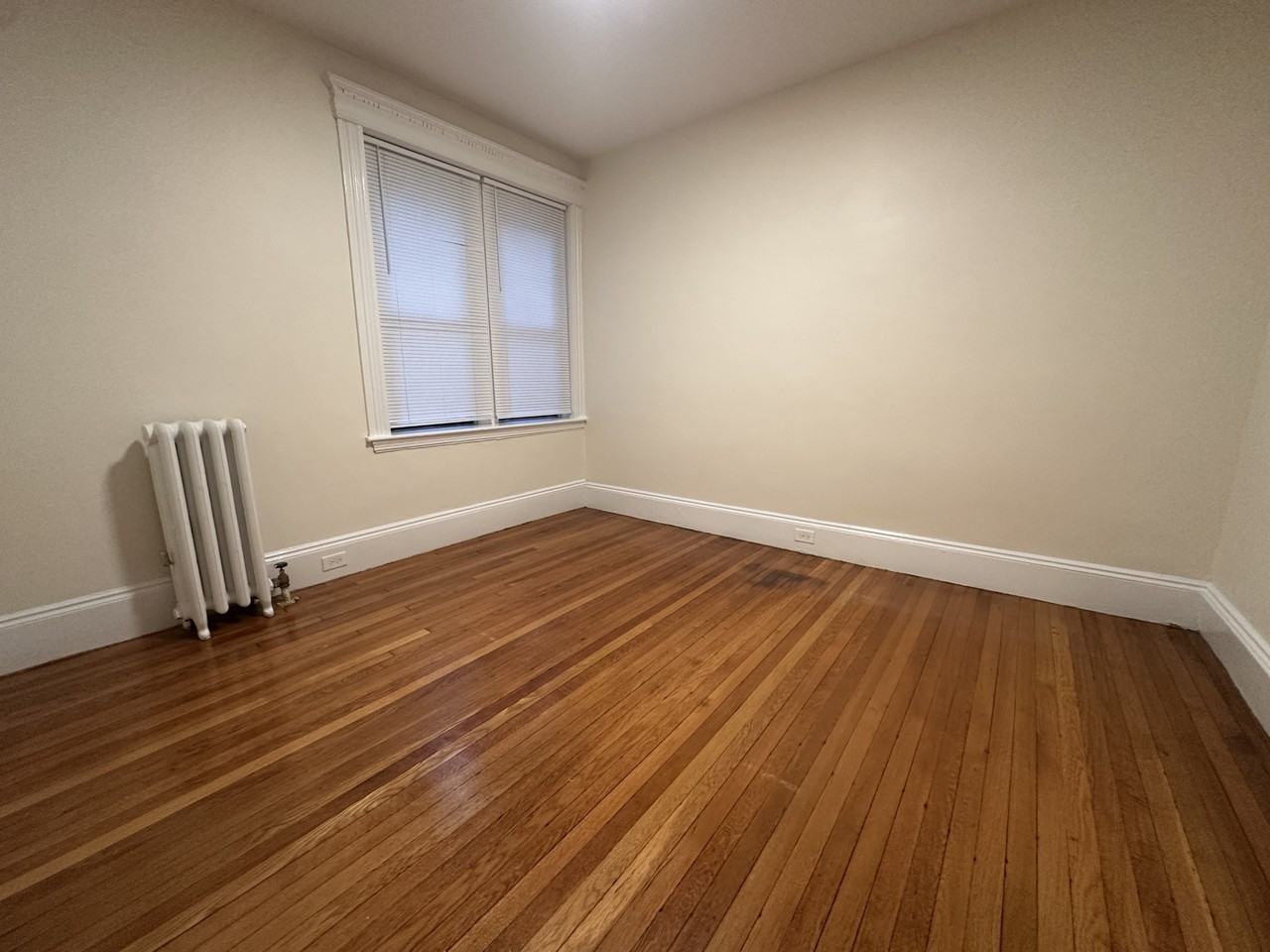 25 Peterborough St #9 - Photo 6 of 9