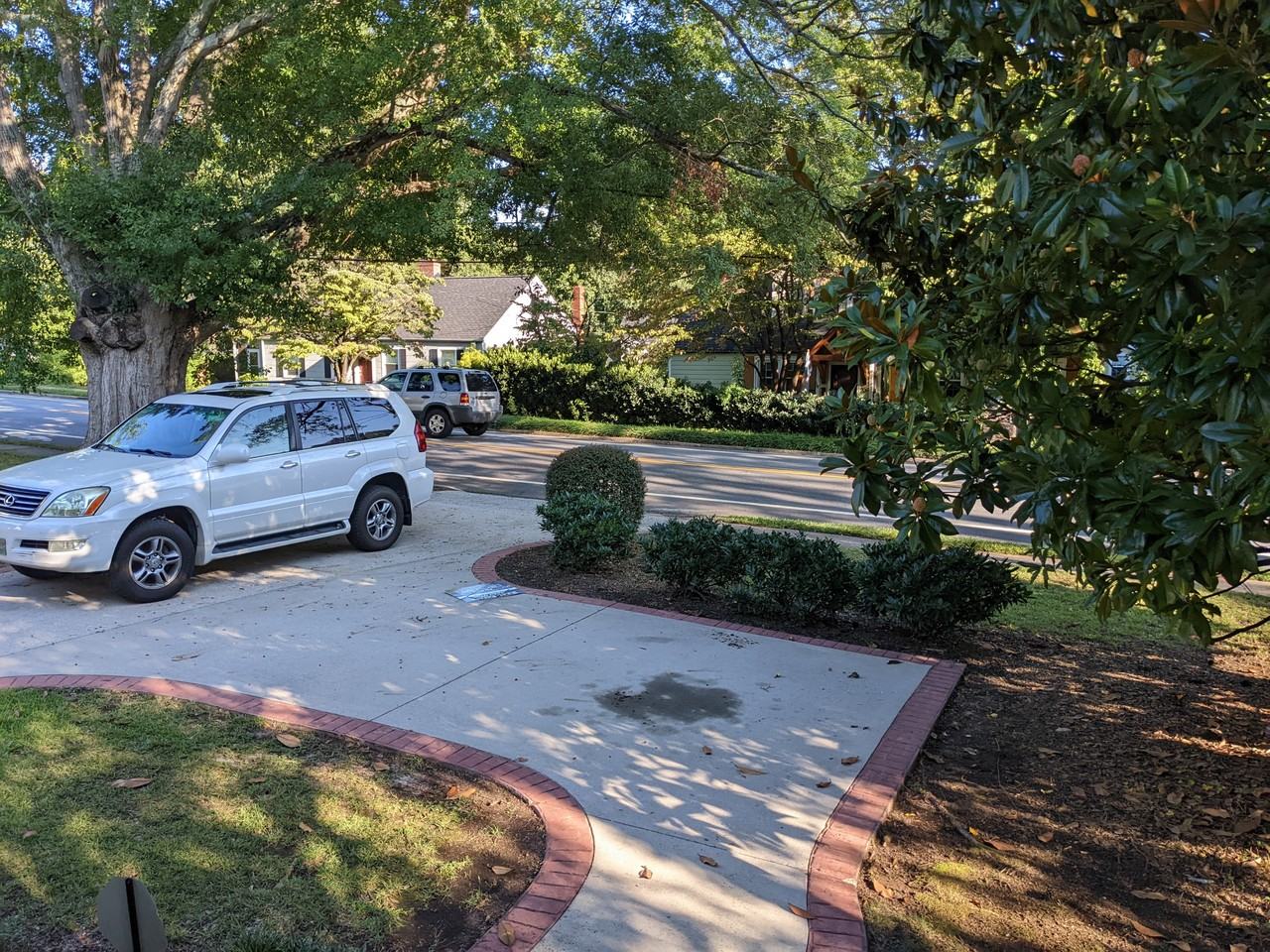 209 E Faris Rd - Photo 4 of 50