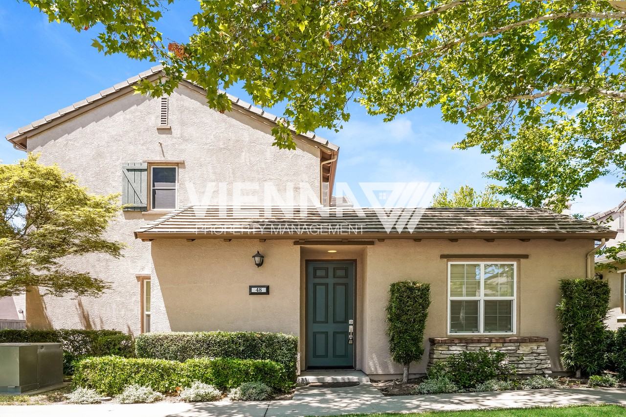 48 Villa Gardens Ct