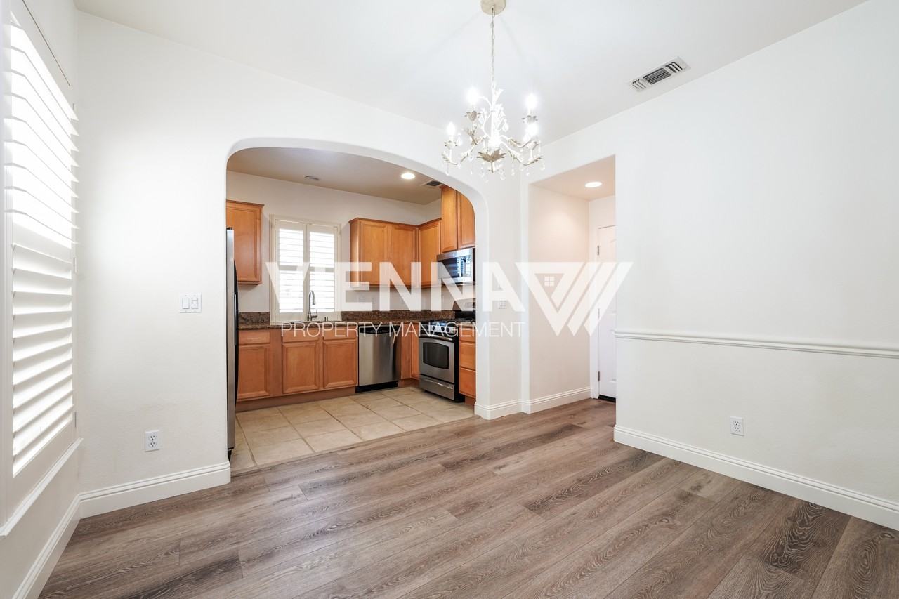 48 Villa Gardens Ct - Photo 6 of 20