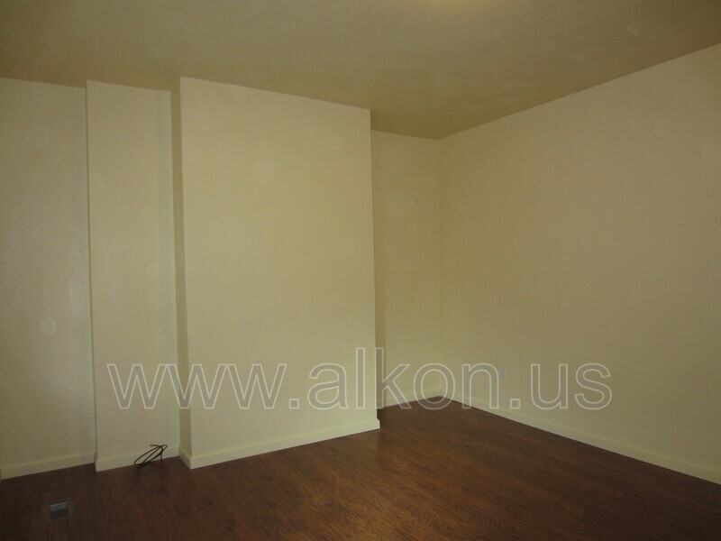4315 Bristol St - Photo 3 of 20