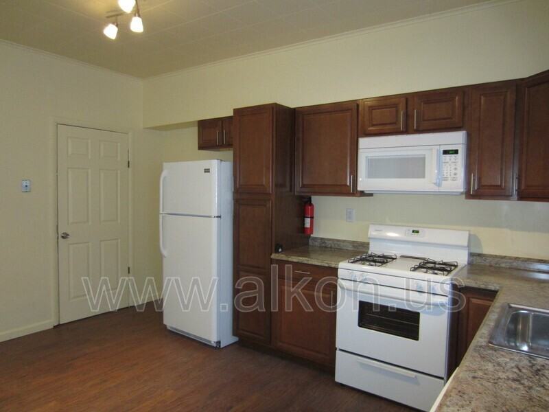 4315 Bristol St - Photo 5 of 20