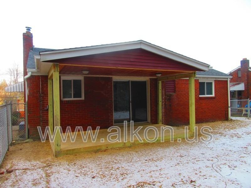 1097 Roseanne Ave - Photo 3 of 17