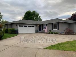featured image of 210 Sweetbriar Dr