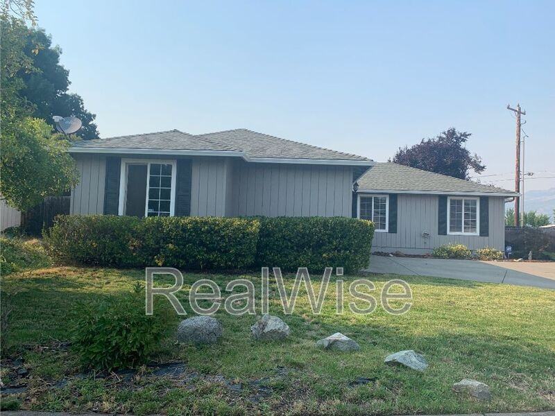 210 Sweetbriar Dr - Photo 3 of 34