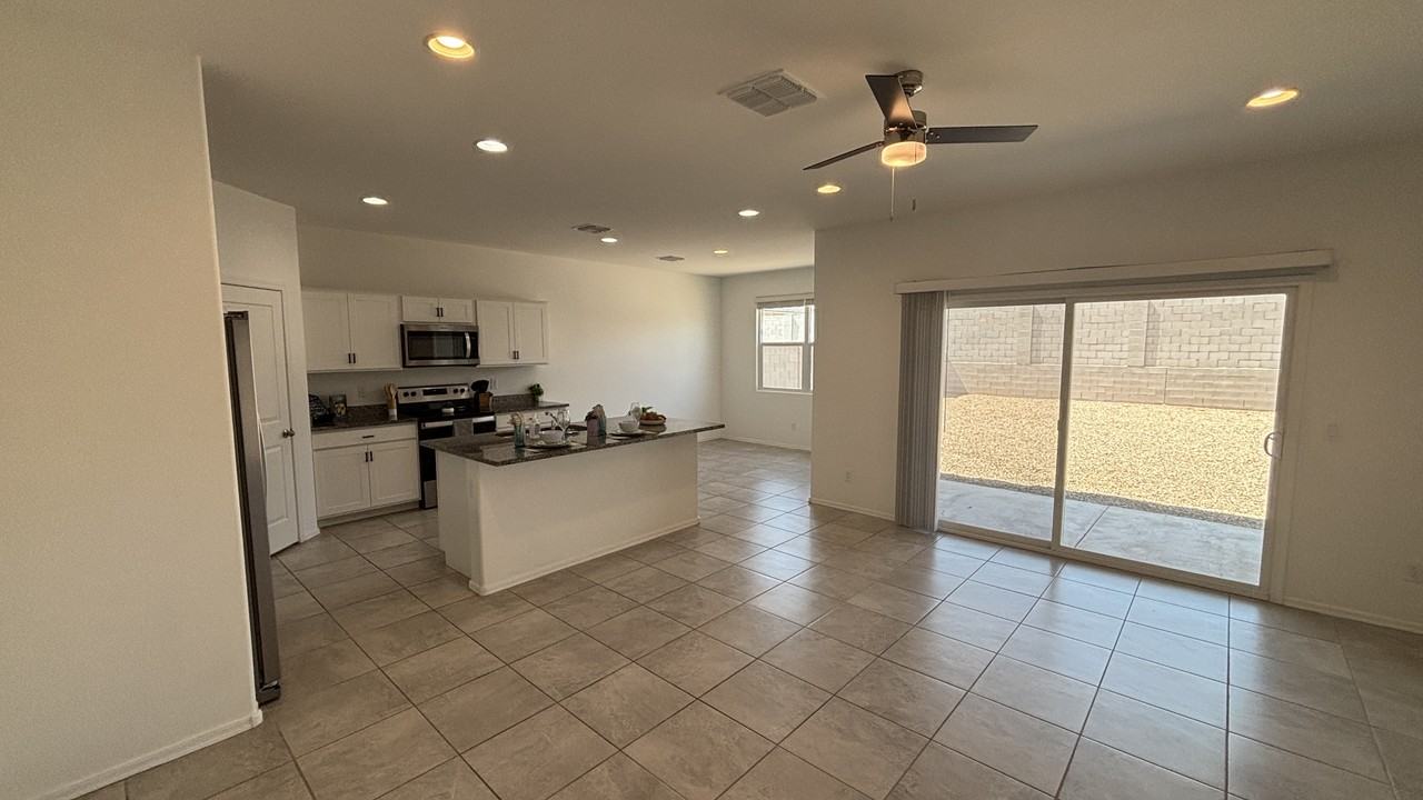 1136 W Sand Canyon Ct - Photo 3 of 27