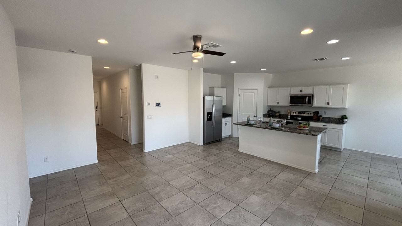 1136 W Sand Canyon Ct - Photo 4 of 27