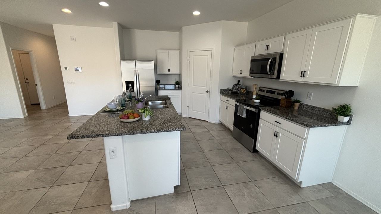 1136 W Sand Canyon Ct - Photo 6 of 27