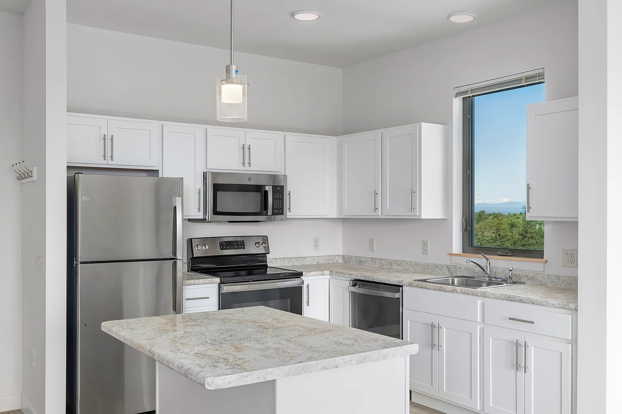 70 Cambrian Way - Photo 5 of 13
