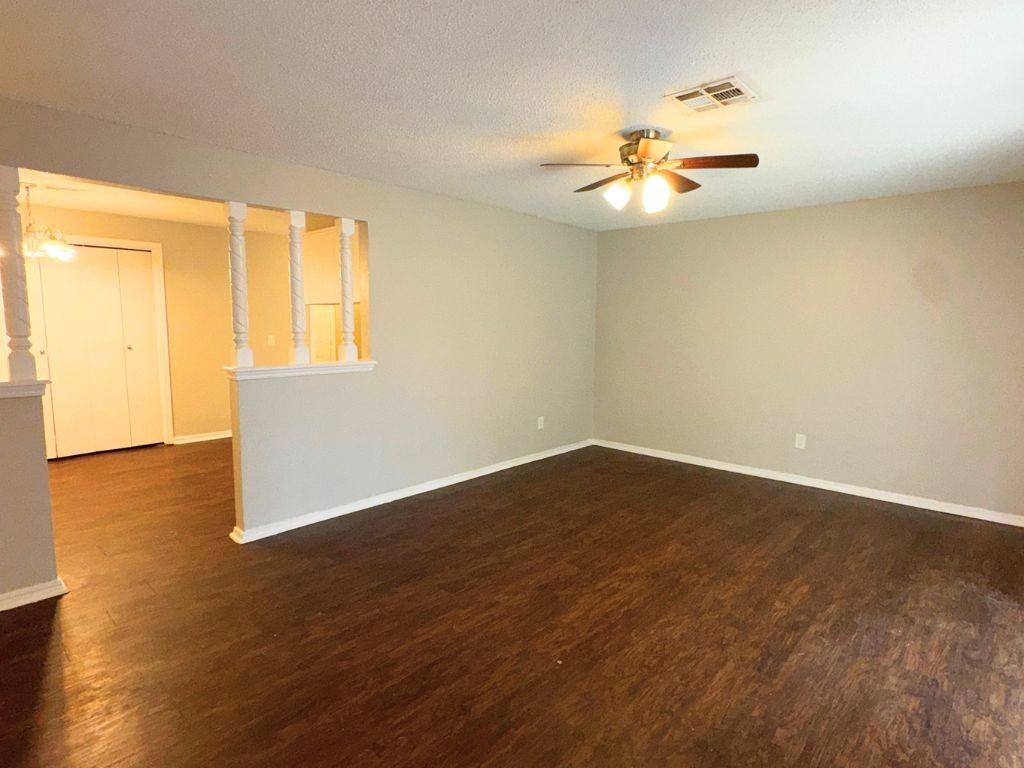 3939 Se 14th Pl - Photo 2 of 17