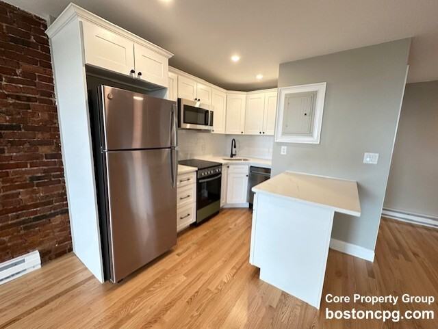 309 North St #7 - Photo 3 of 10