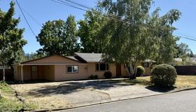 1429 Se Cherry Ln - Photo 1 of 1