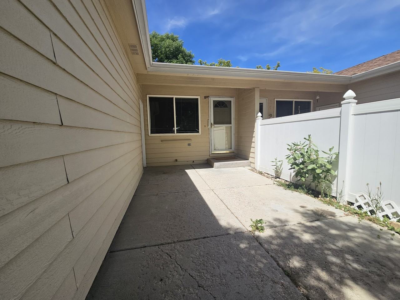 2517 49th Ave #2 - Photo 3 of 16