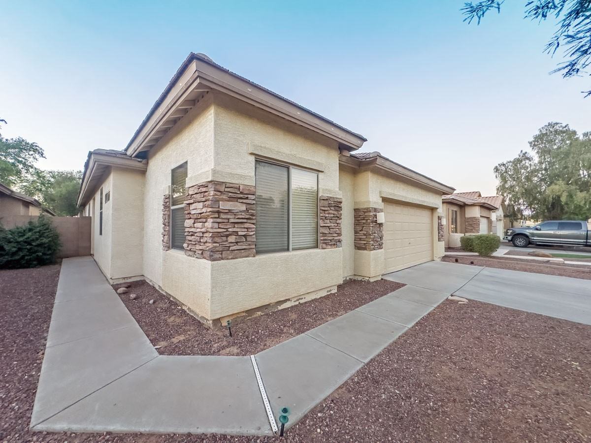 12746 W Redondo Dr - Photo 2 of 20