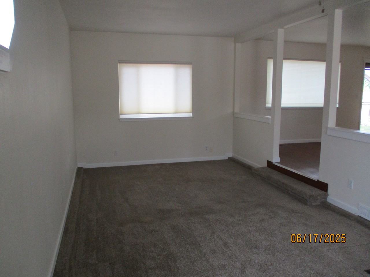 852 N Orchard Ave - Photo 4 of 12