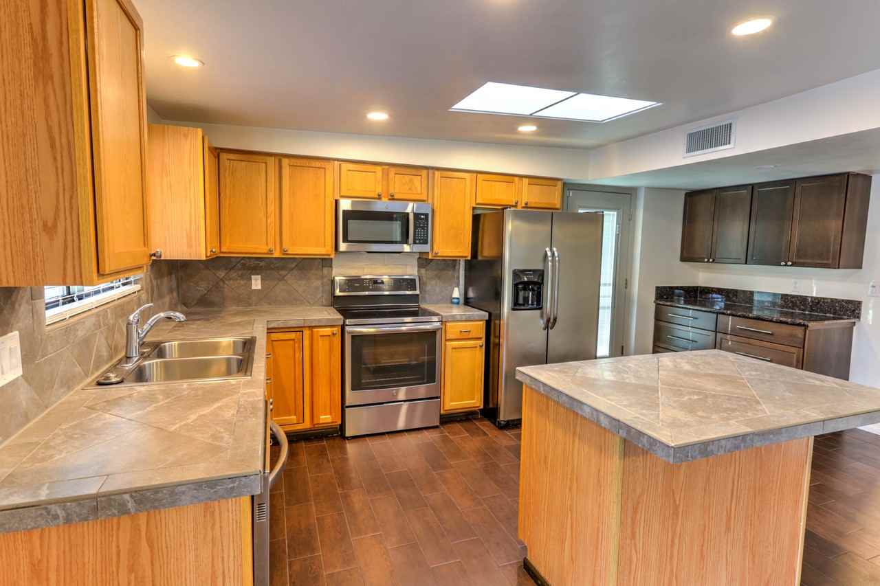 7632 E Sabino Vista Dr - Photo 7 of 23