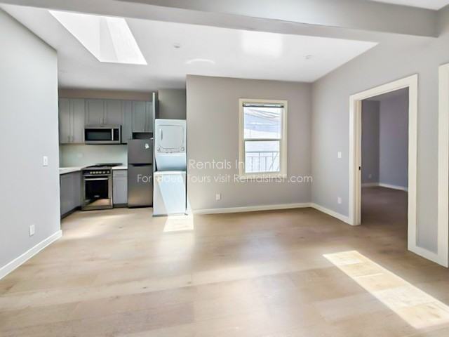 490 Francisco St #6 - Photo 2 of 11