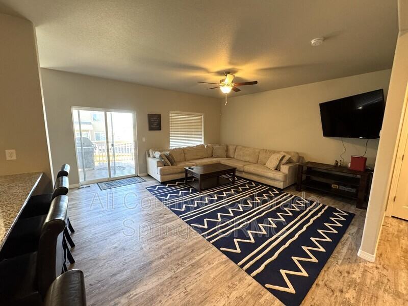 10451 Wrangell Cir - Photo 7 of 26