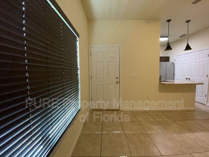 887 Nwterrace #1 - Photo 7 of 27