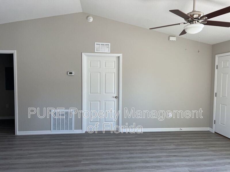 6577 Sw 140th Place Rd #2 - Photo 4 of 18