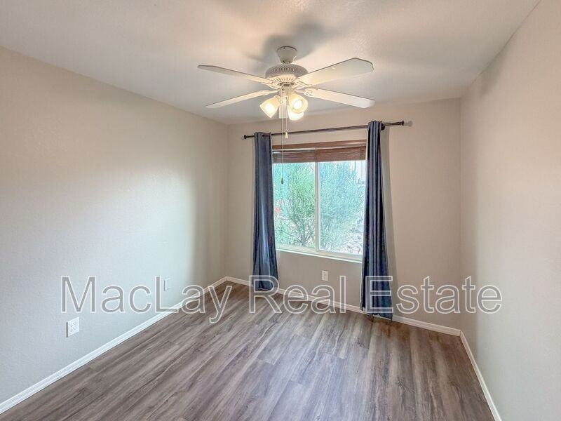 2934 E Blackhawk Dr - Photo 4 of 23