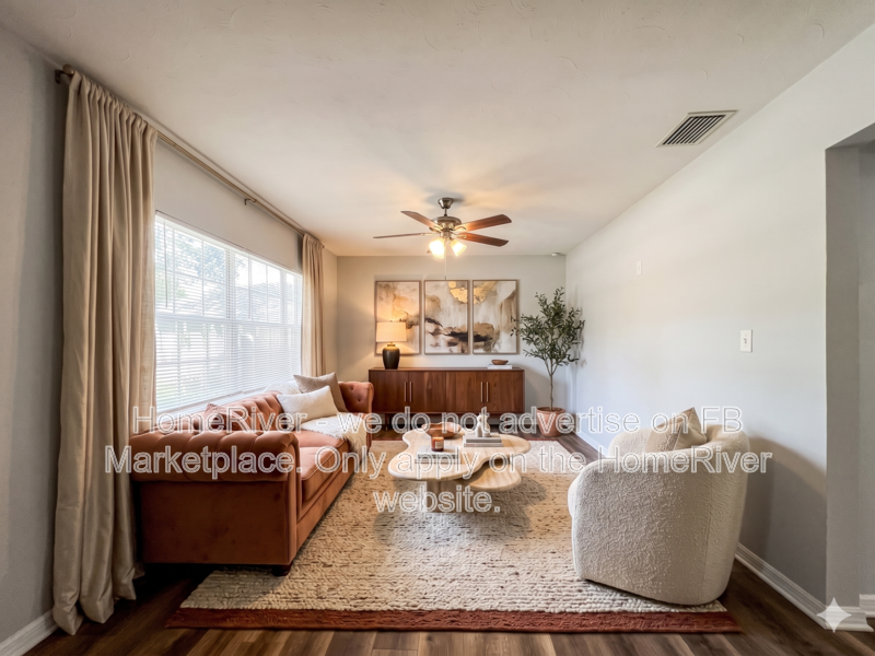 4523 Dolphin Dr - Photo 2 of 25