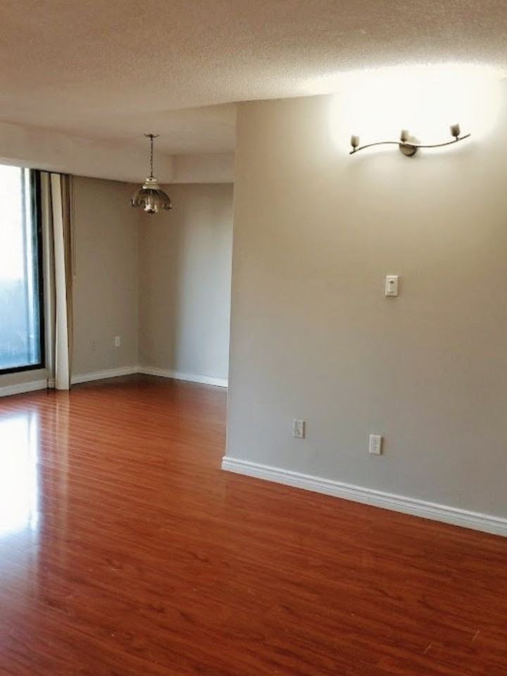 10 Stonehill Court - Photo 4 of 13