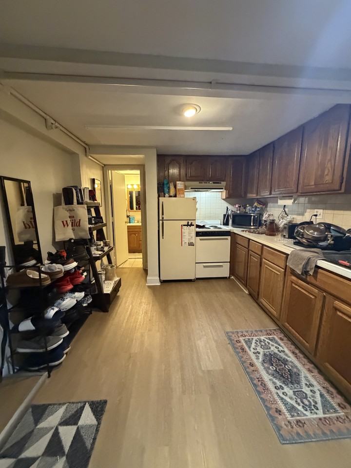 35 N Margin St #B - Photo 5 of 8