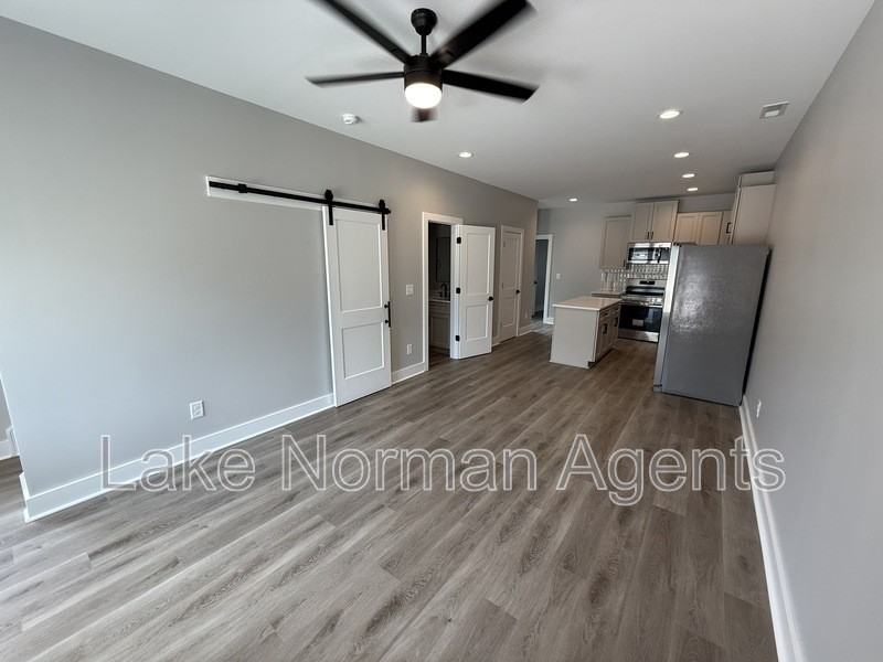 525 Dellwood Dr #A - Photo 4 of 16