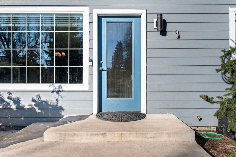 2577 Elysium Ave - Photo 6 of 50