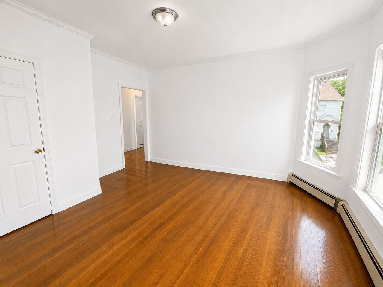 118 Vernal St #2 - Photo 5 of 8