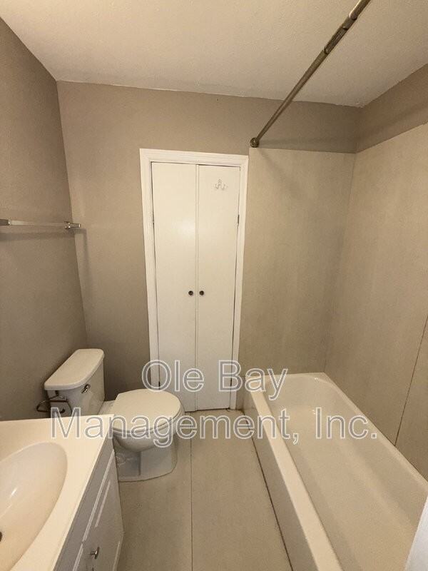 5175 Brentwood Ln - Photo 7 of 9