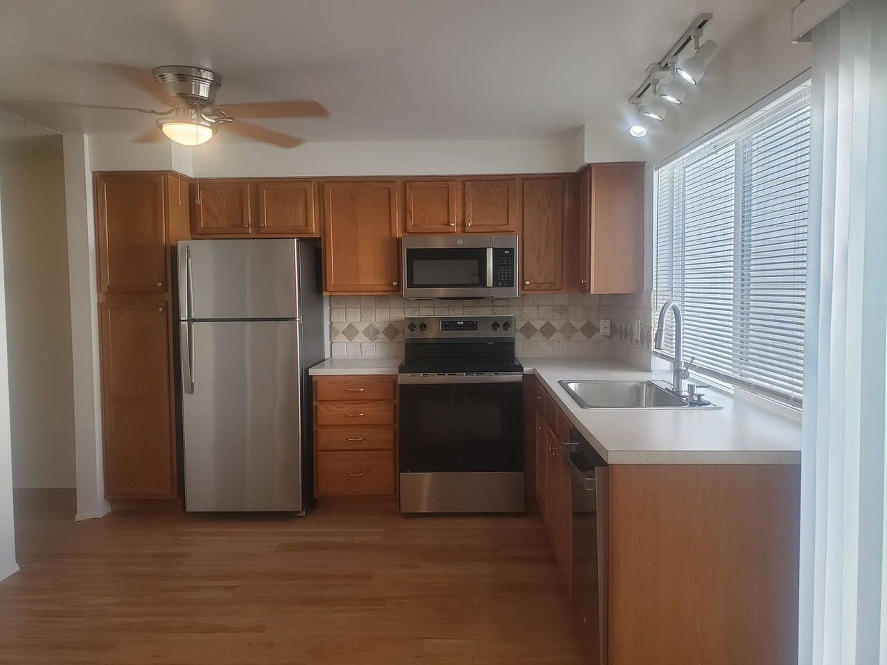 6375 Sw 130th Ave - Photo 7 of 26