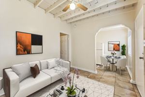 featured image of 709 1/2 E 108th St