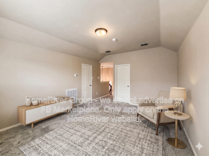 410 Marshall Way - Photo 3 of 27