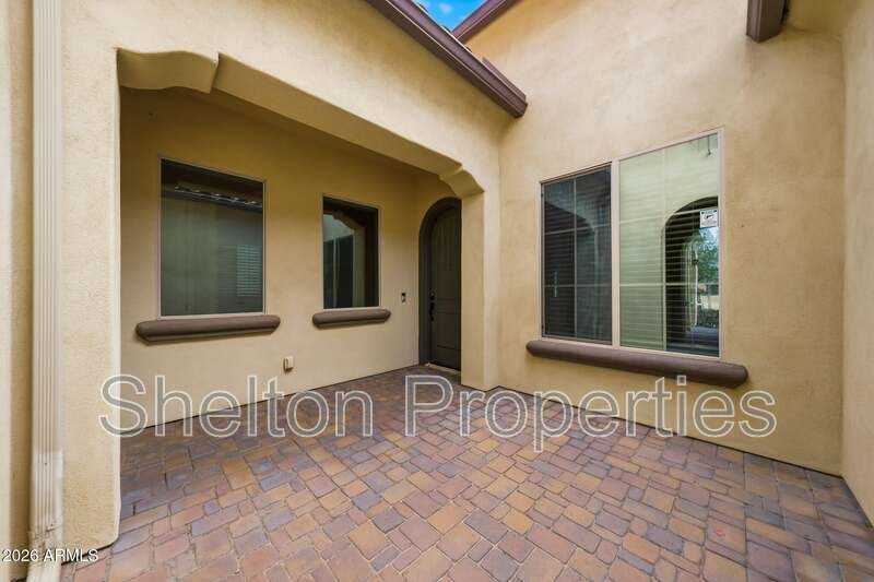 20441 W Hamilton St - Photo 4 of 47