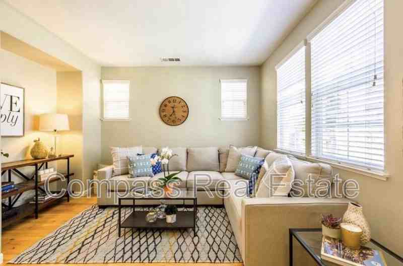 2258 Golden Crest Cmns - Photo 7 of 14