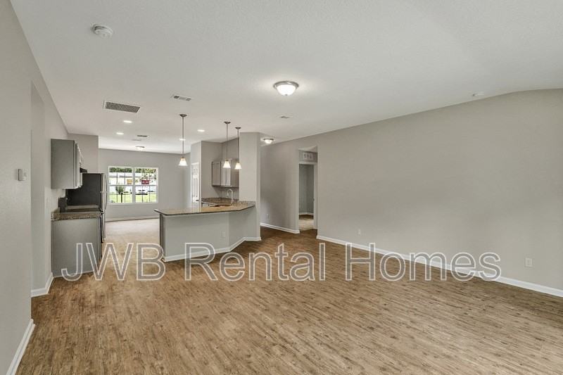 10351 Pinehurst Dr - Photo 6 of 23
