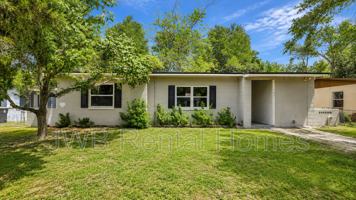 featured image of 141 W 43rd St