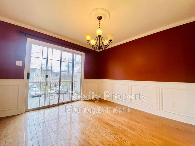 475 Stoneglen St - Photo 7 of 26