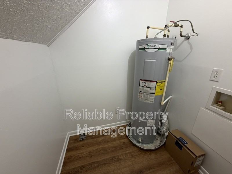 1405 Tangora Ln - Photo 5 of 12