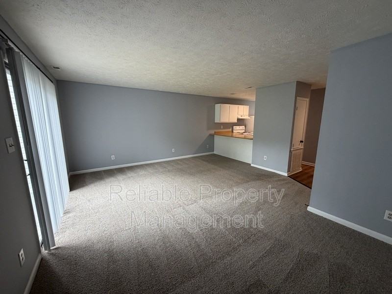 1405 Tangora Ln - Photo 7 of 12