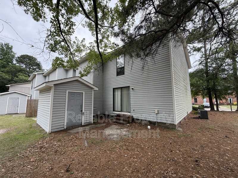 1401 Tangora Ln - Photo 3 of 15