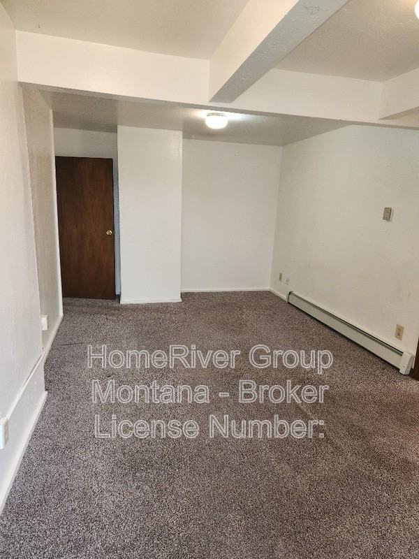 724 Strand Ave #A - Photo 4 of 17