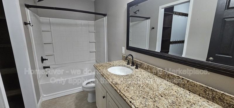 2139 Bridlewood Dr - Photo 6 of 17