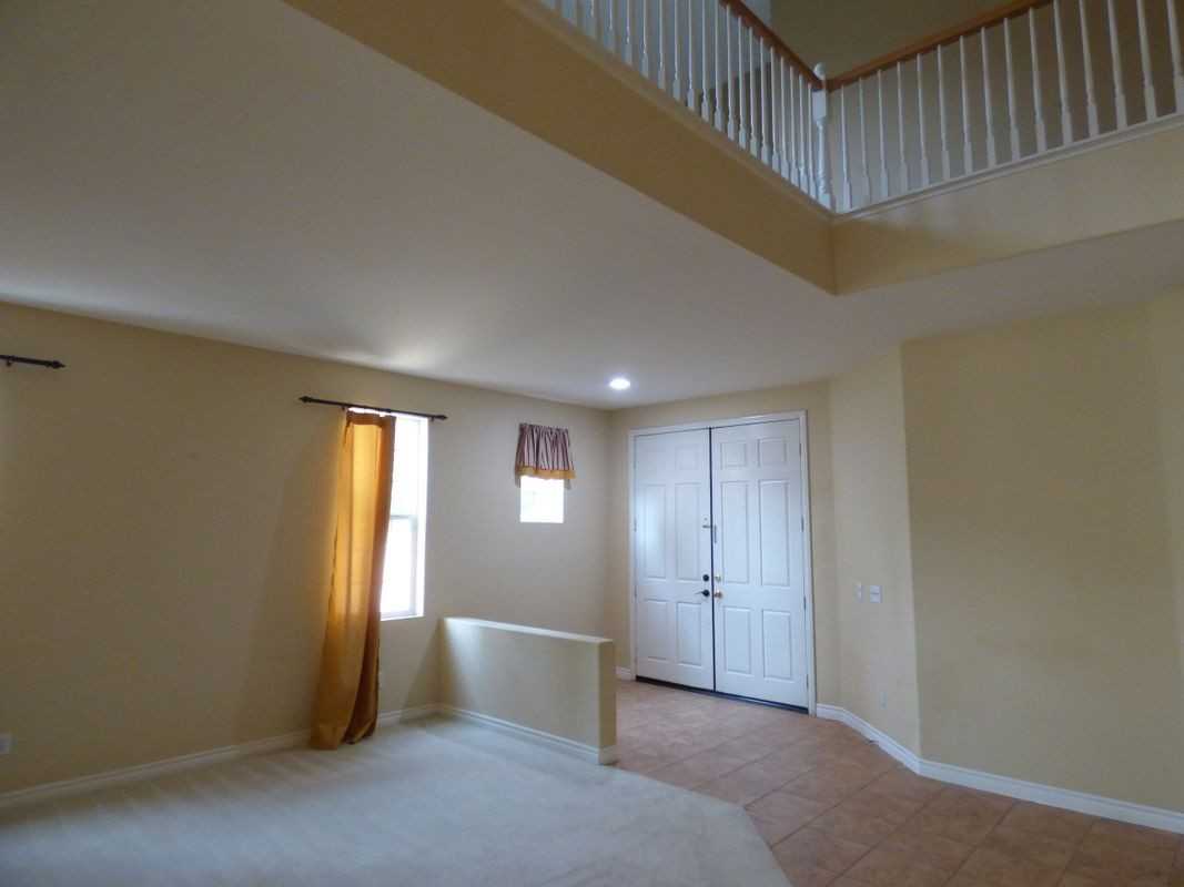 7238 San Carmela Ct - Photo 4 of 48