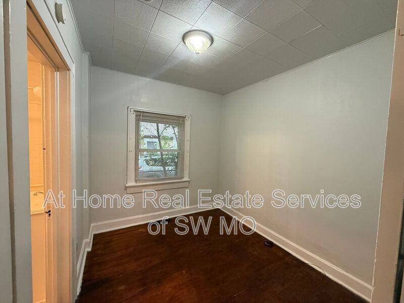 1169 S Kimbrough Ave - Photo 7 of 12