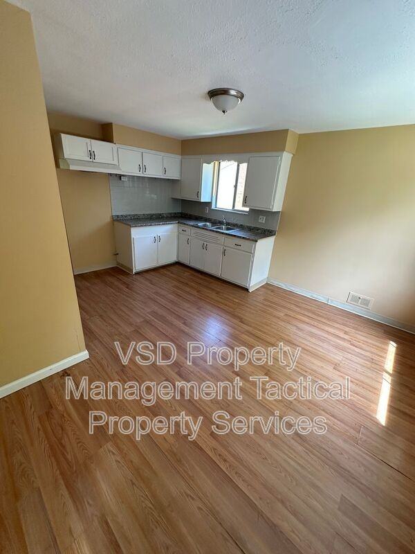 19758 Maple Heights Blvd #UP - Photo 3 of 17