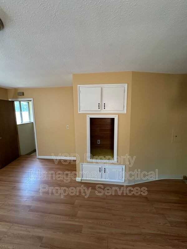 19758 Maple Heights Blvd #UP - Photo 5 of 17