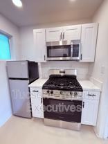 810 N Alvernon Way - Photo 1 of 1